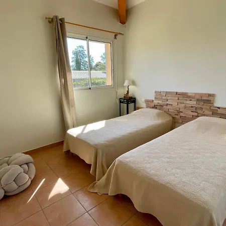 Cala Corsa - 3 Et 4 Cala Rossa Porto-vecchio - Entièrement Climatisées à 5 Minutes à Pied De La Cala Rossa * Porto-Vecchio (Corsica)