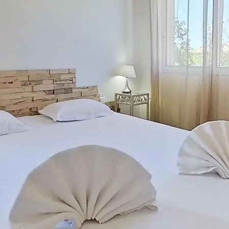 Villa Cala Corsa - 3 Et 4 - Cala Rossa Porto-vecchio - Entierement Climatisees Avec Piscine Chauffee Partagee Et Piscines Privees - Internet Gratuit *