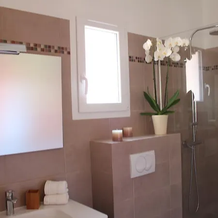 Cala Corsa - 3 Et 4 - Cala Rossa Porto-vecchio - Entierement Climatisees Avec Piscine Chauffee Partagee Et Piscines Privees - Internet Gratuit Villa *