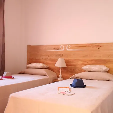 Villa Cala Corsa - 3 Et 4 - Cala Rossa Porto-vecchio - Entierement Climatisees Avec Piscine Chauffee Partagee Et Piscines Privees - Internet Gratuit Porto-Vecchio (Corsica)