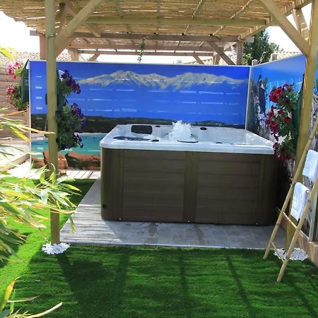 Cala Corsa: Seaside Luxury With Heated Pools In Porto-vecchio Villa *