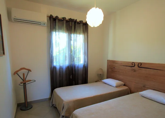 Cala Corsa - 3 Piscine Partagee Chauffee - Cala Rossa Porto-vecchio - Entierement Climatisees - Internet Gratuit