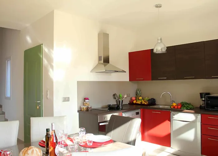 Villa Cala Corsa - 3 Piscine Partagee Chauffee - Cala Rossa Porto-vecchio - Entierement Climatisees - Internet Gratuit *